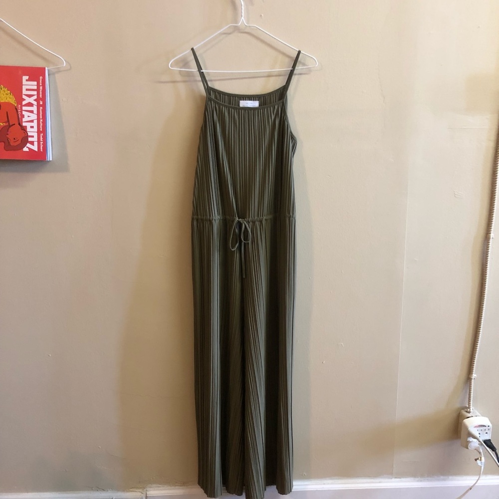 Oak + Fort Olive Pleated Jumpsuit